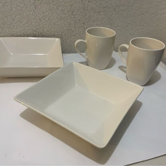 2 White Square Soup Cereal Bowls 10 Ten Strawberry Street 7 1/4” and 2 mugs G25 - Picture 3 of 7